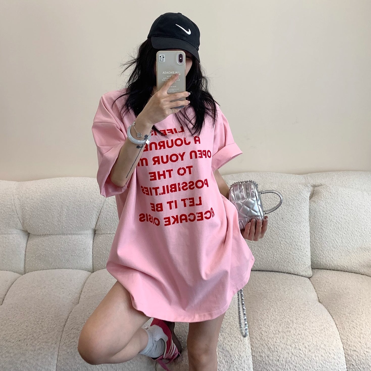 Flocking Red Letter Print T-Shirt MW10174