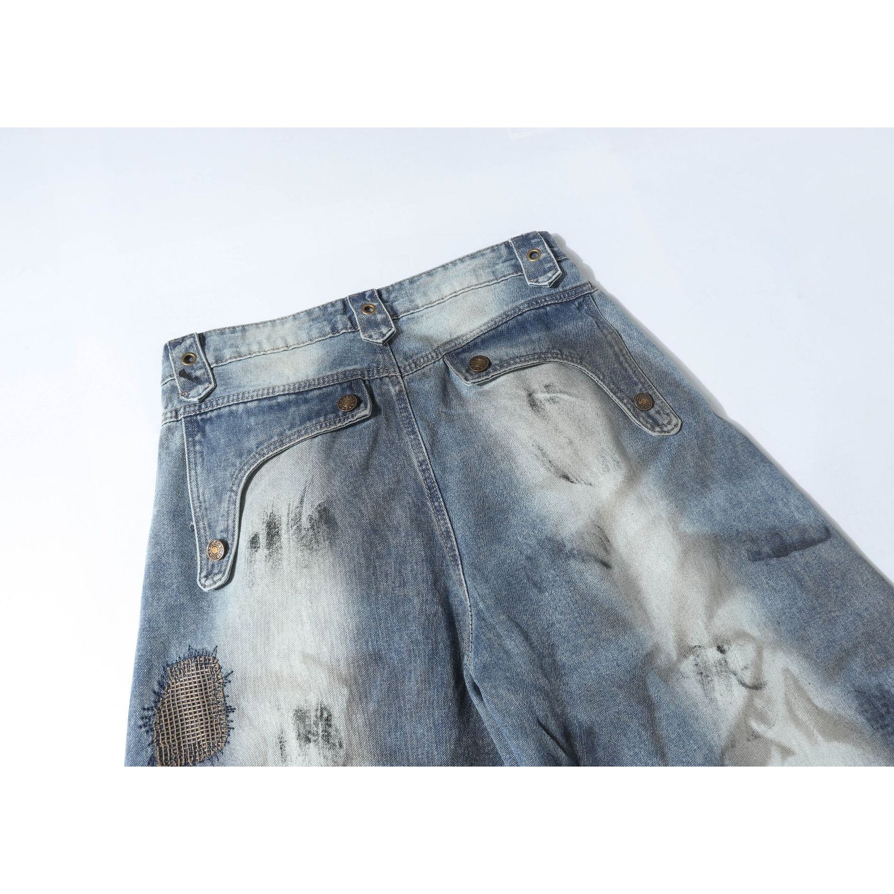 Washed Irregular Curved Blade Jeans BK7065