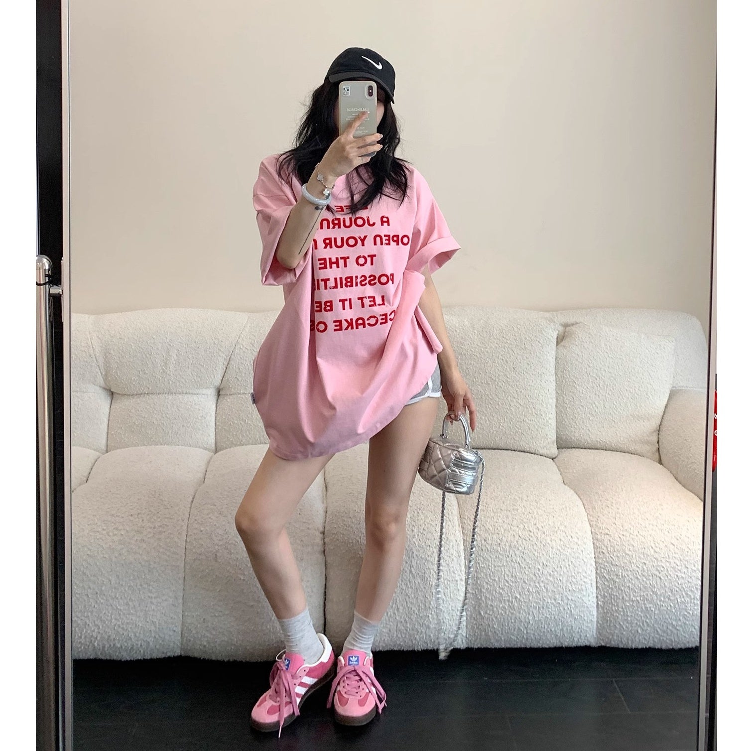 Flocking Red Letter Print T-Shirt MW10174