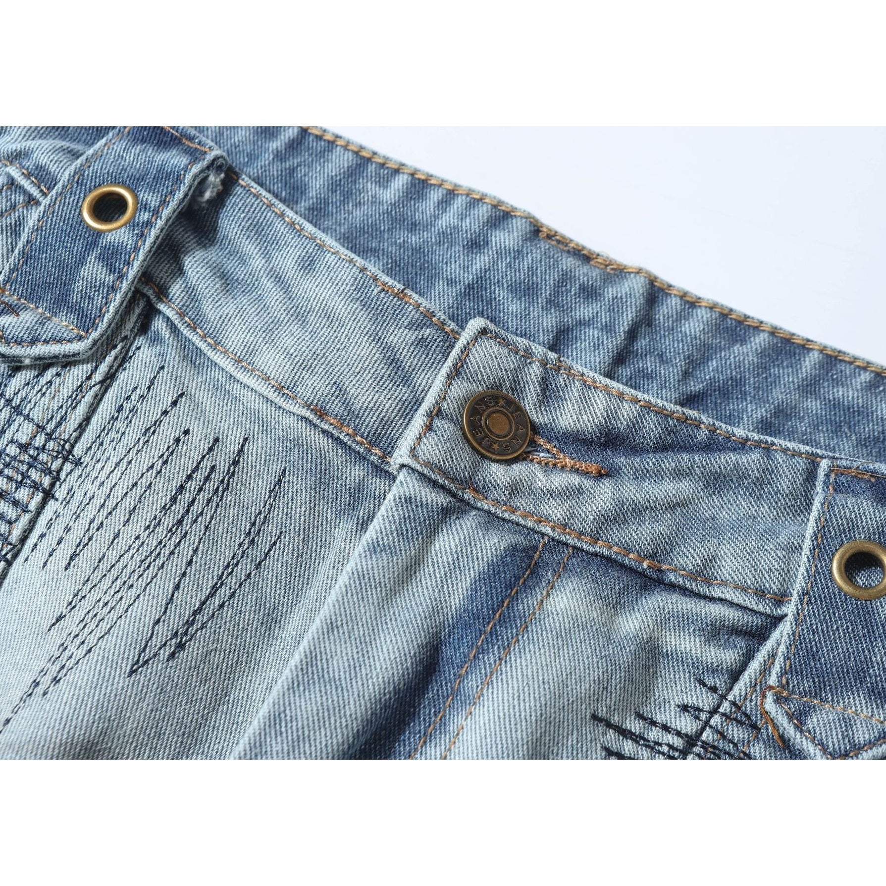 Washed Irregular Curved Blade Jeans BK7065