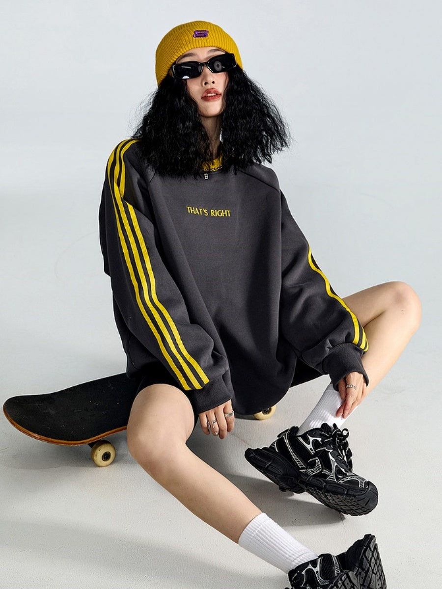 Contrasting Three Line Crew Neck Loose Sweat MW9320