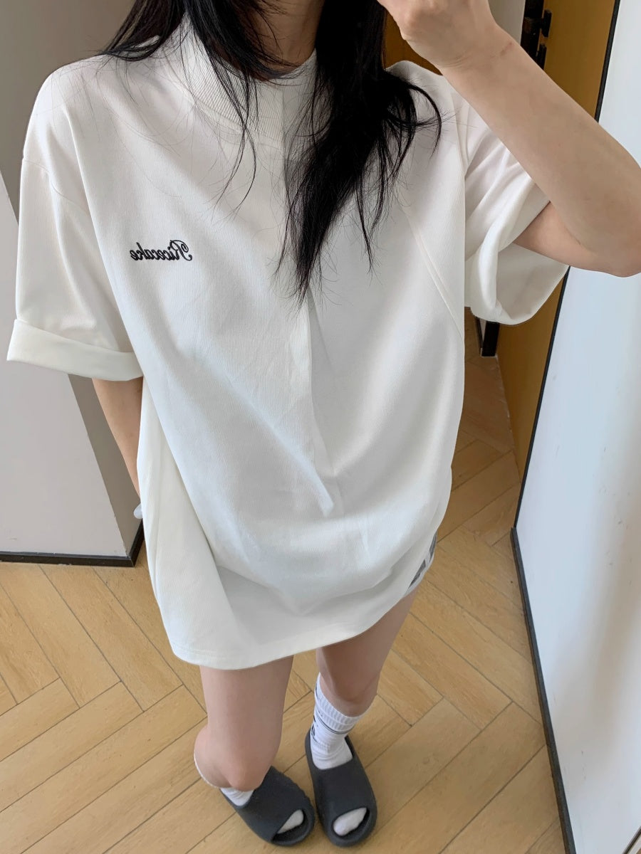 Neckline Folding Embroidery T-Shirt MW10144
