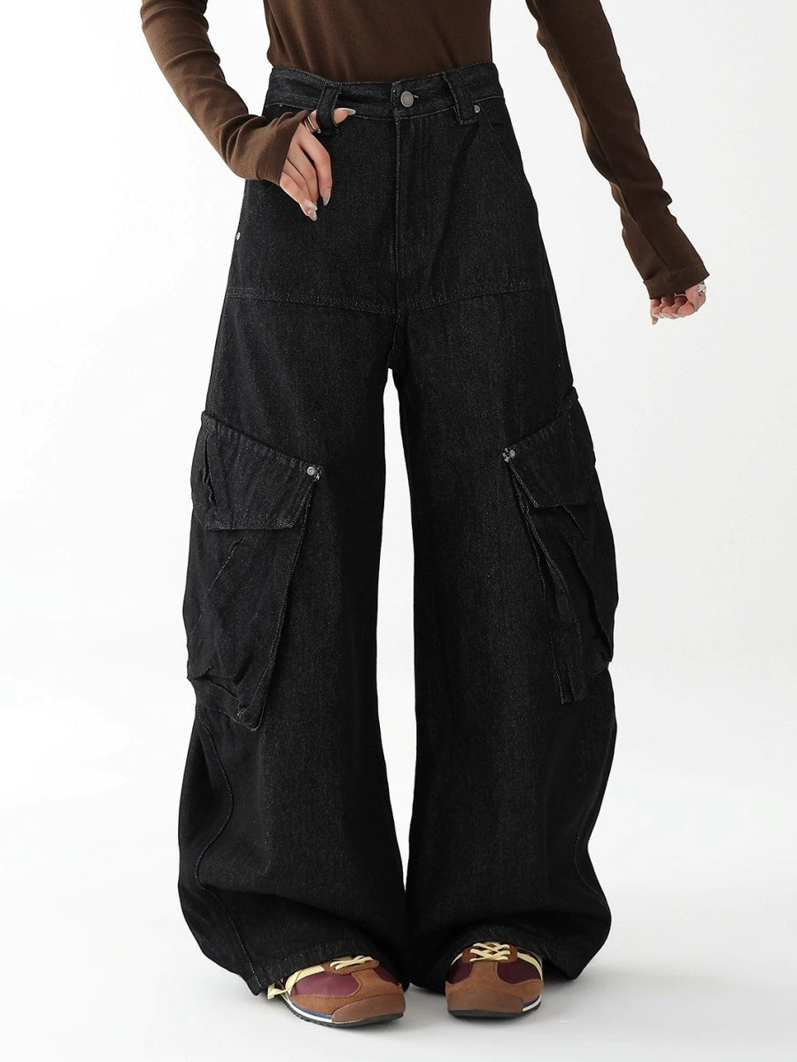 Large Pocket Cargo Curve Jeans AC7147