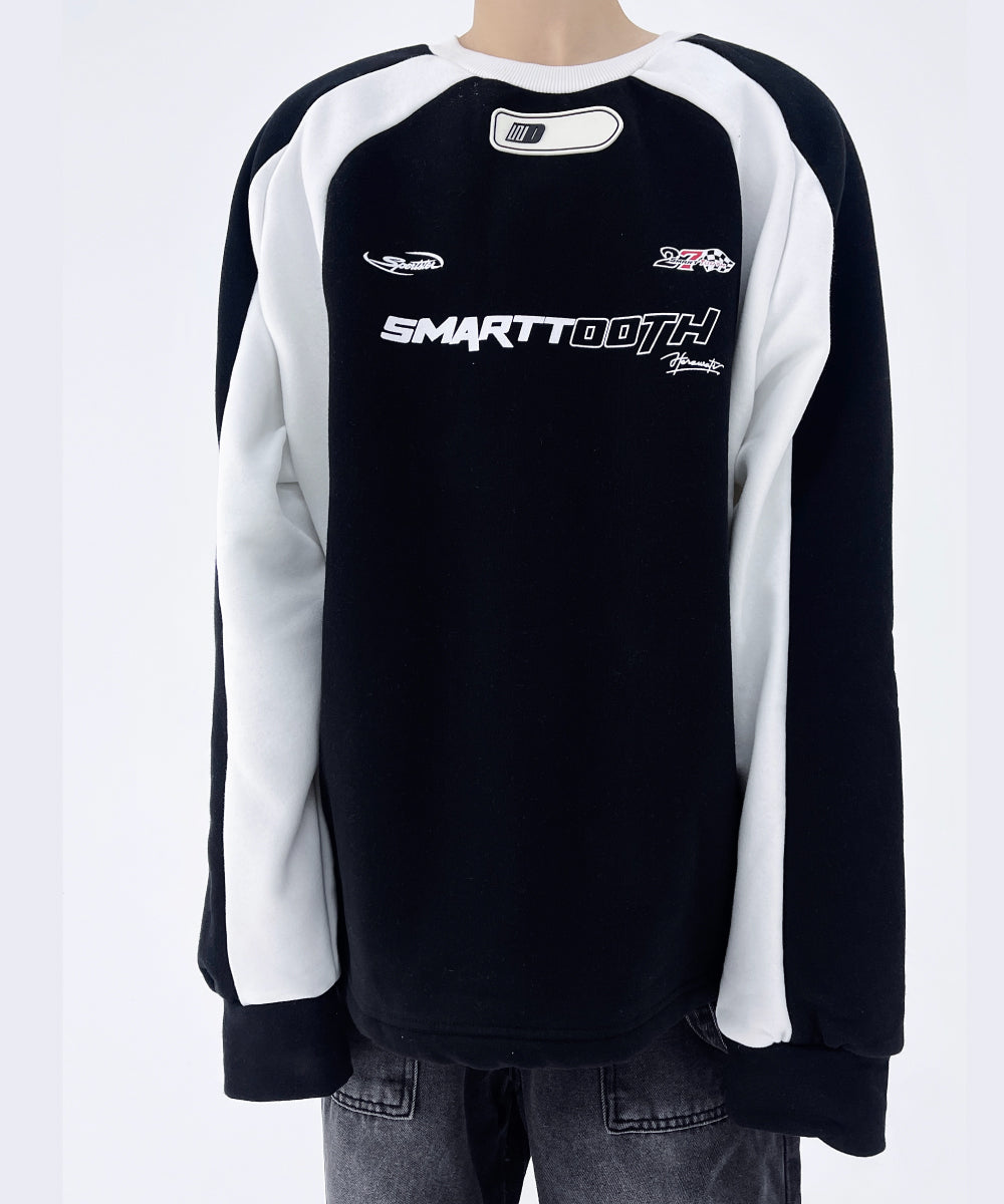 Sporty sweatshirt EZ014